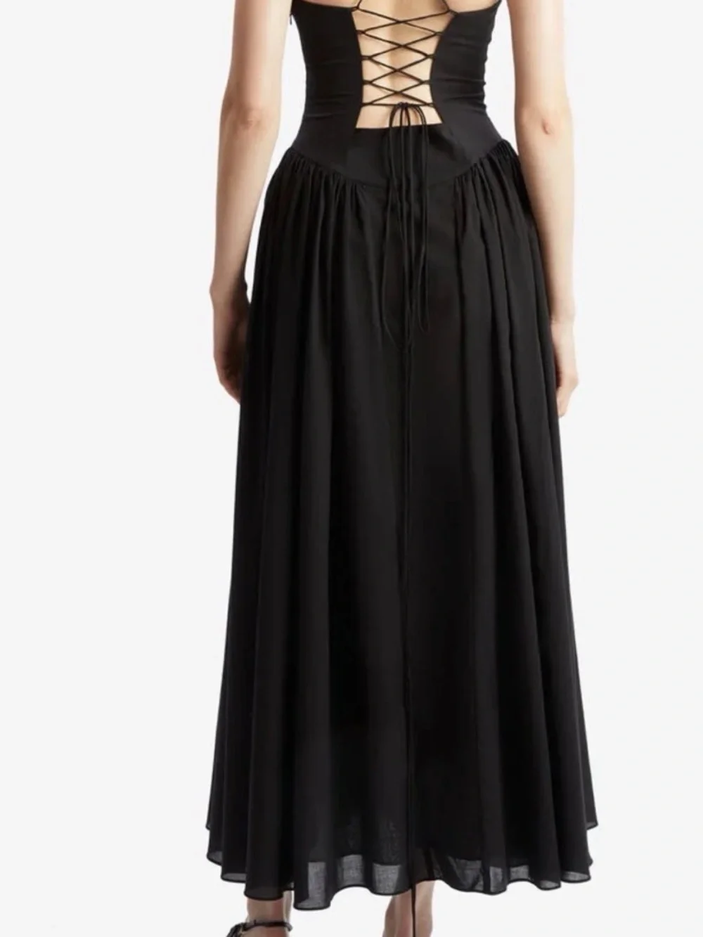 Chuang He Black Maxi Elegant Flowing Dress
